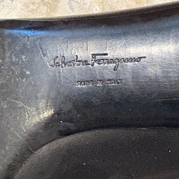 Ferragamo Black Leather Heel Shoes Silver Buckle Logo - Picture 7 of 16